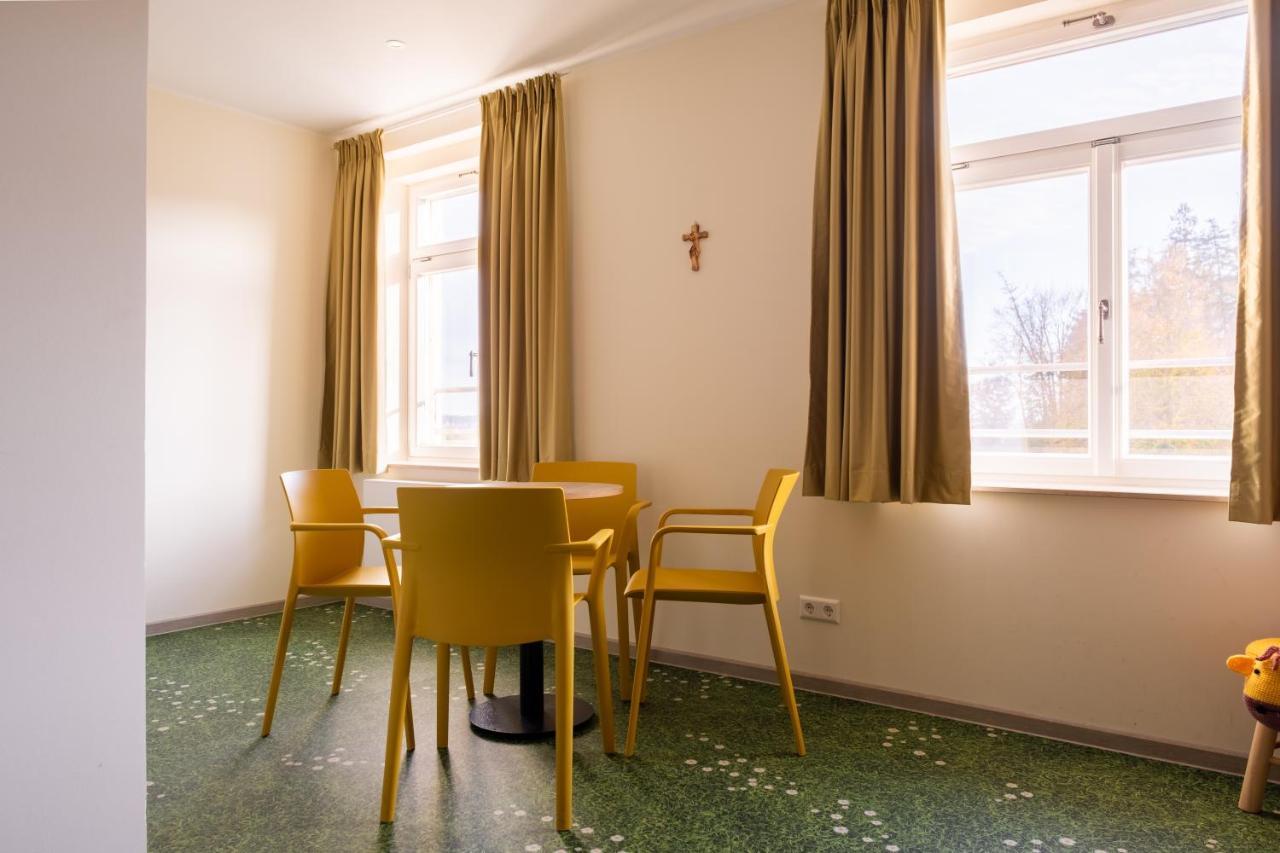 Kloster Bonlanden Berkheim Bagian luar foto